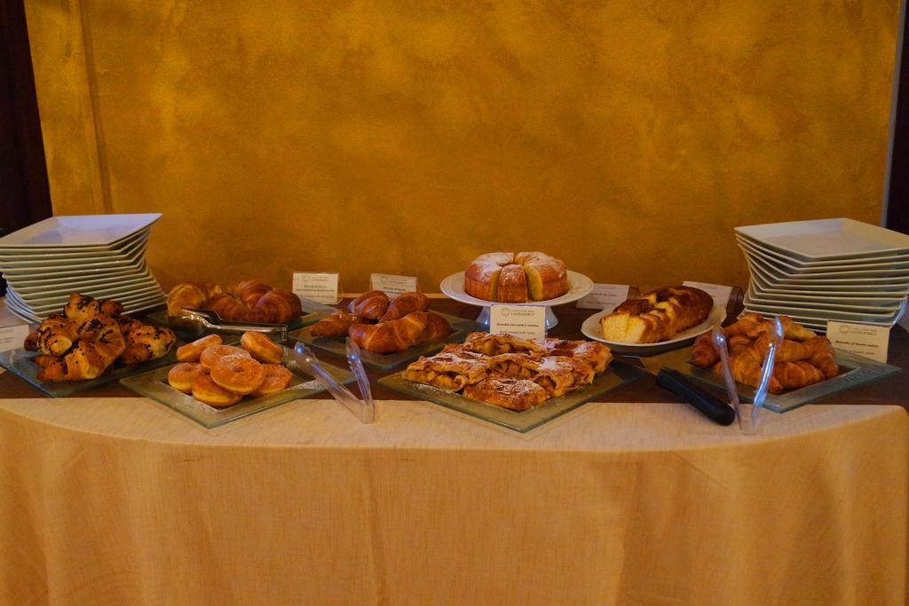 Country Hotel Castelbarco Ваприо-д’Адда Экстерьер фото